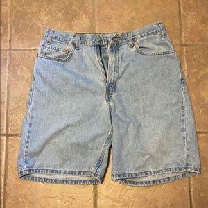 Levi’s 550 shorts size 36